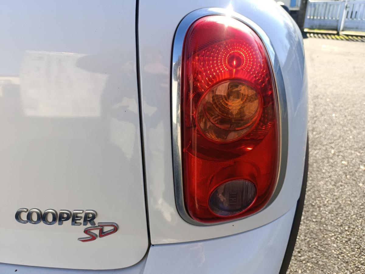 
								Mini Countryman R60 143 cv COOPER SD complet									