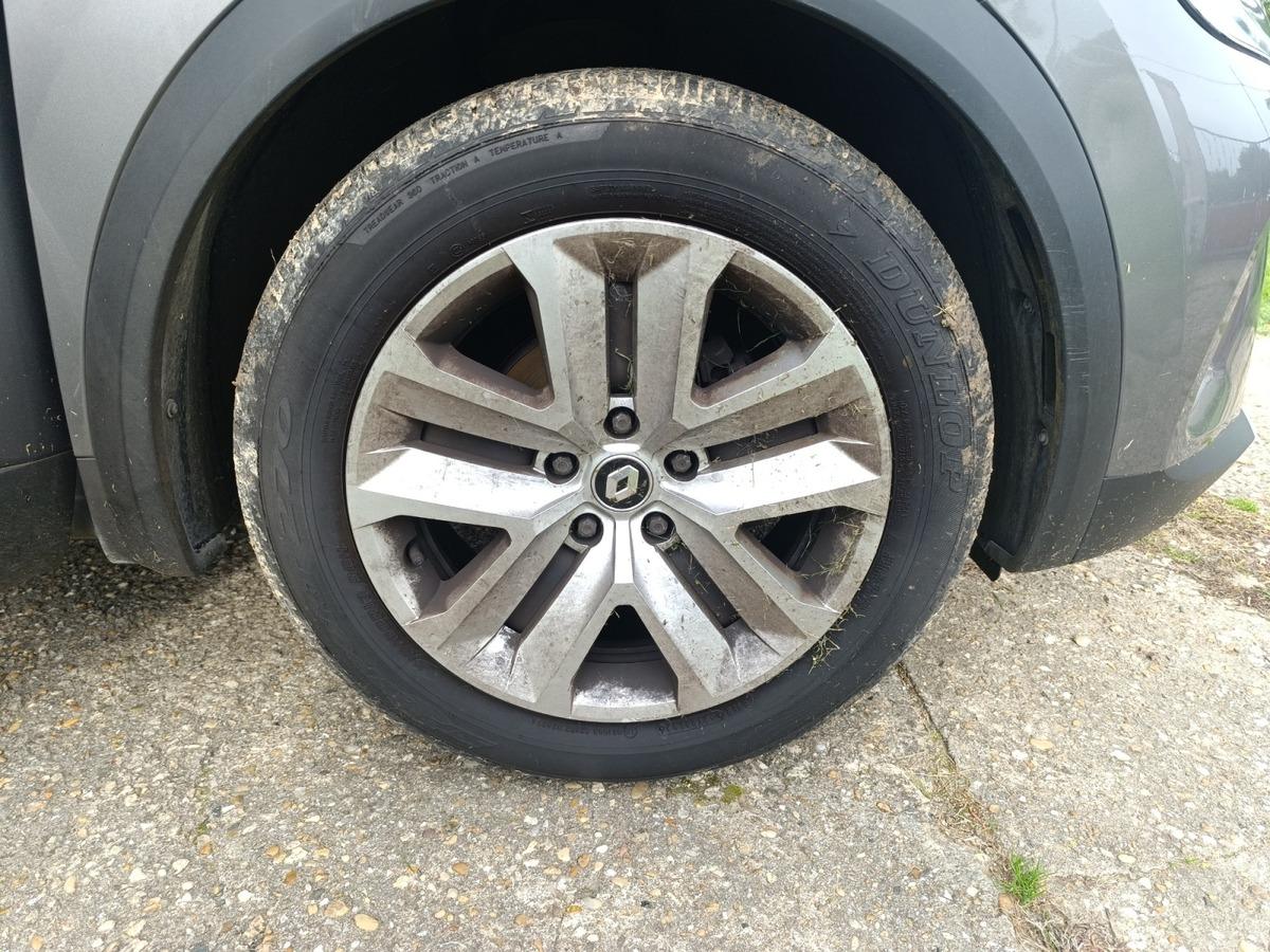 
								RENAULT Captur 1.0 TCE 100 CV GPL BUSINESS complet									