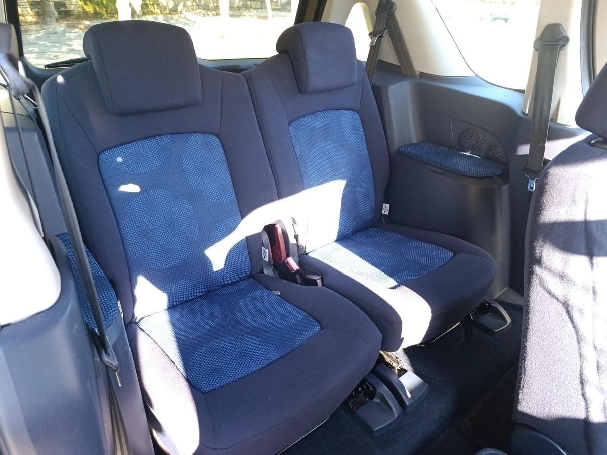 
								Peugeot 1007 1.4 90 CV DOLCE BVM5 ESSENCE complet									