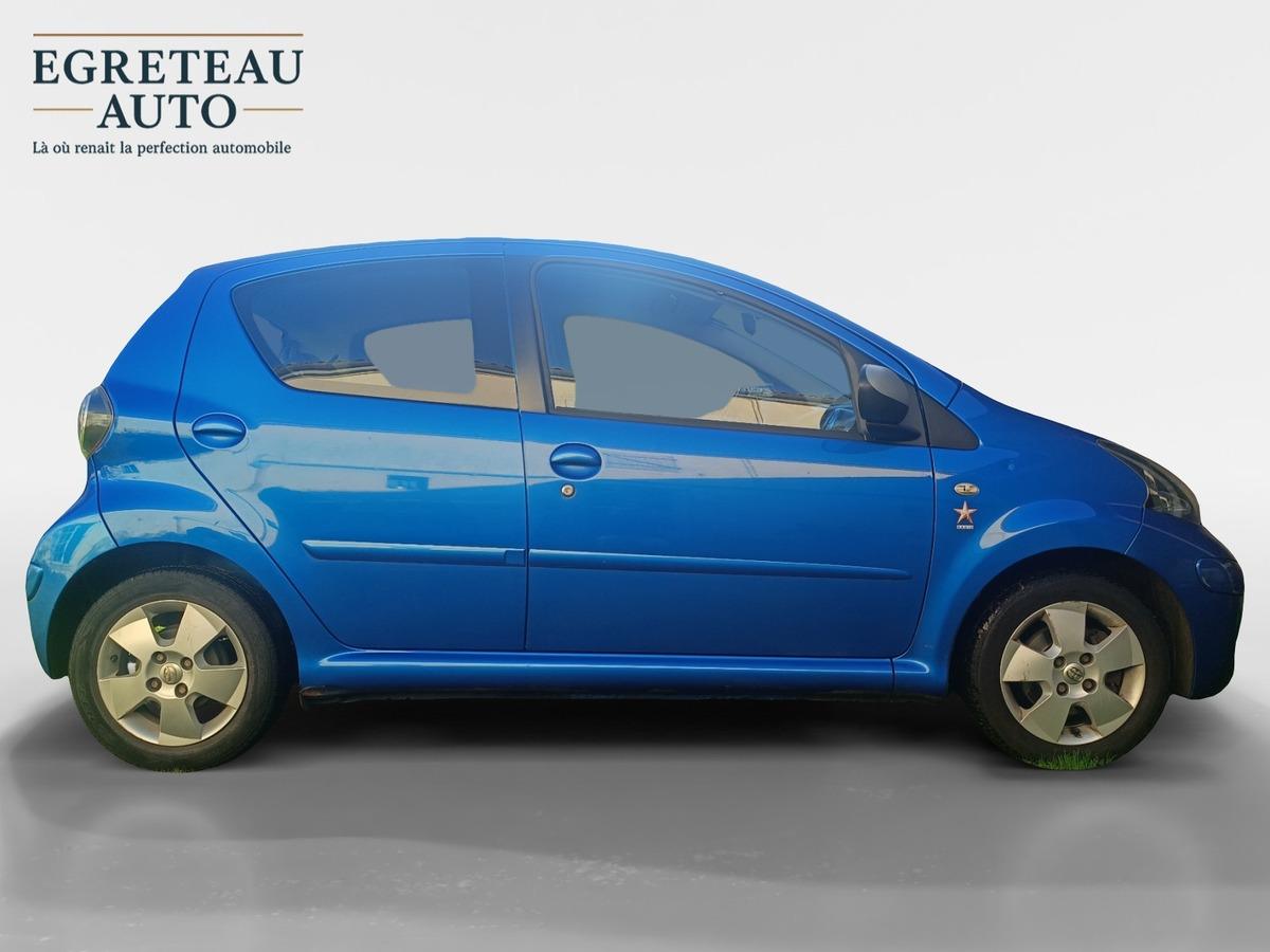 
								TOYOTA AYGO 1.0 VVT-I 68 CV VIRGIN RADIO complet									