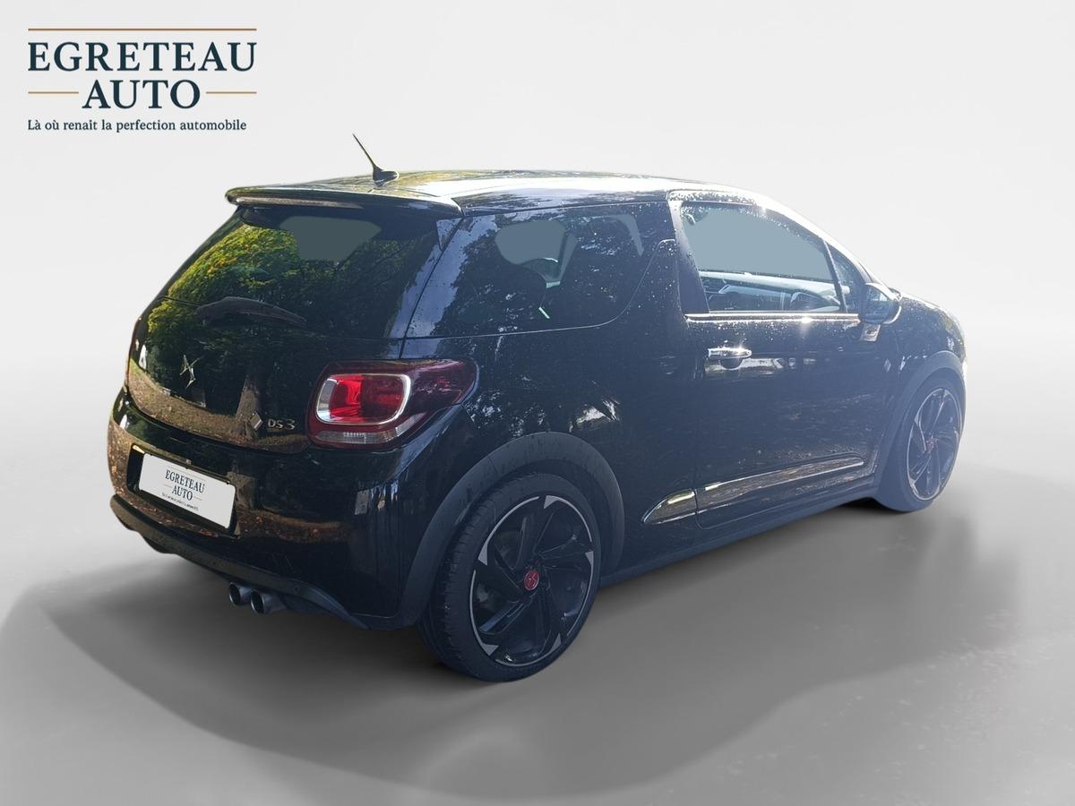 
								DS DS 3 THP 208 CV BVM6 PERFORMANCE complet									