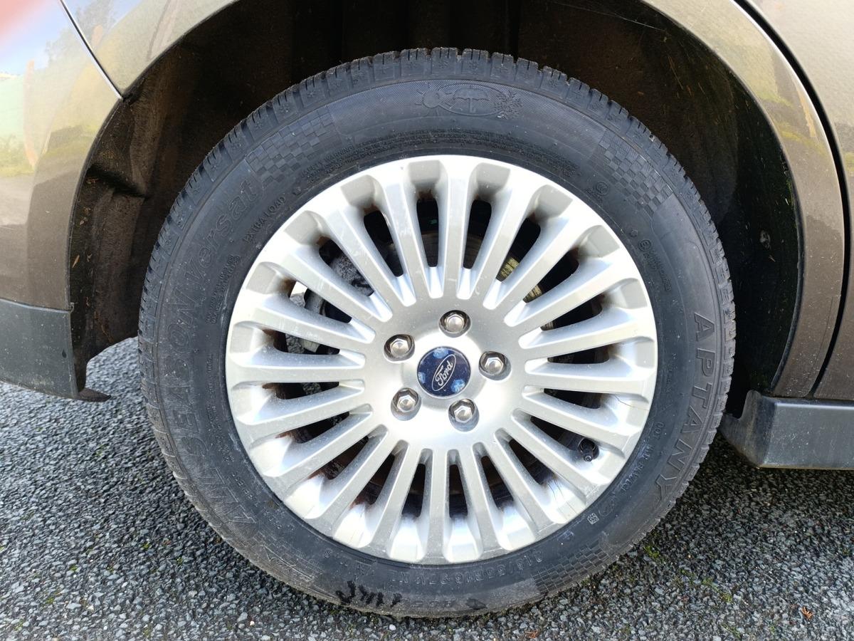 
								Ford C MAX 1.0 EcoBoost 125 S&S Titanium complet									