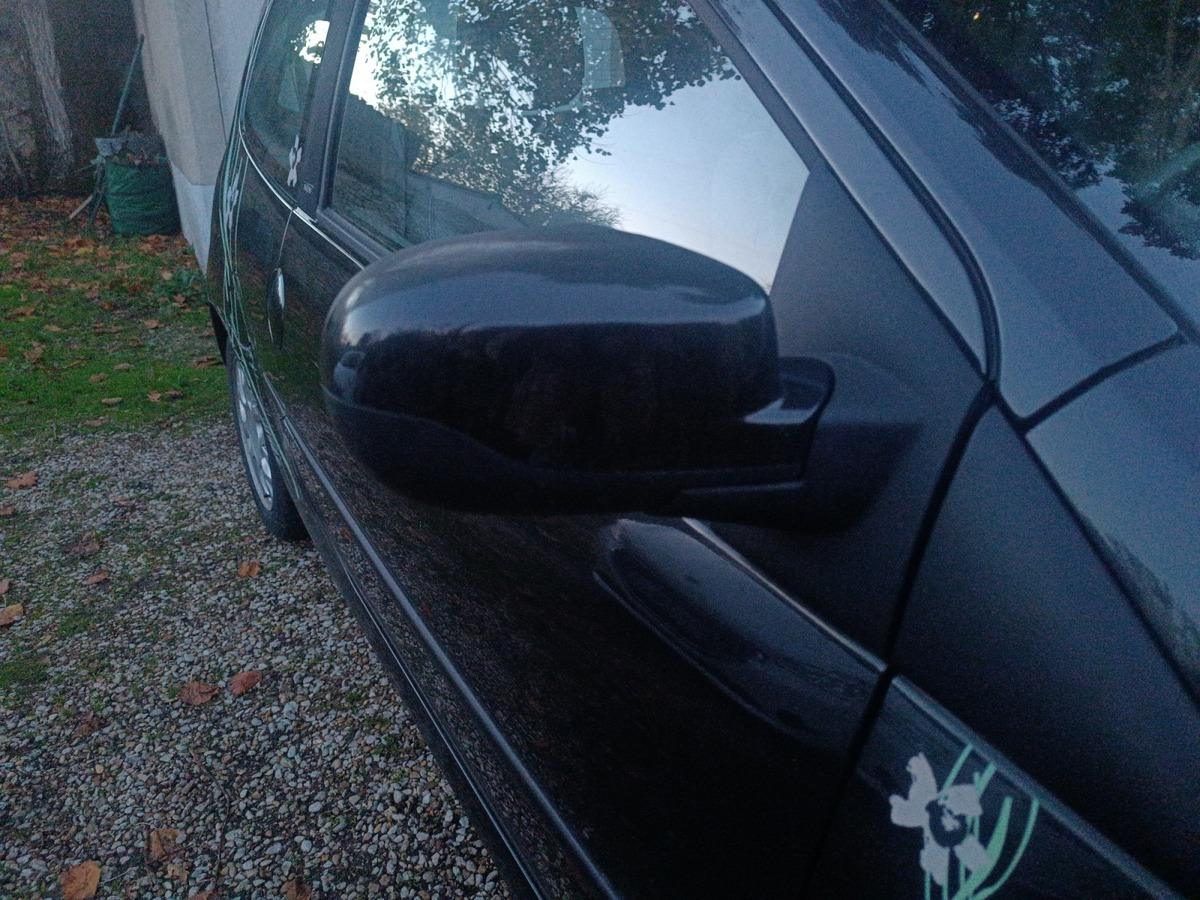 
								RENAULT Twingo 2 1.2 TCE 102 CV 16V INITIALE complet									