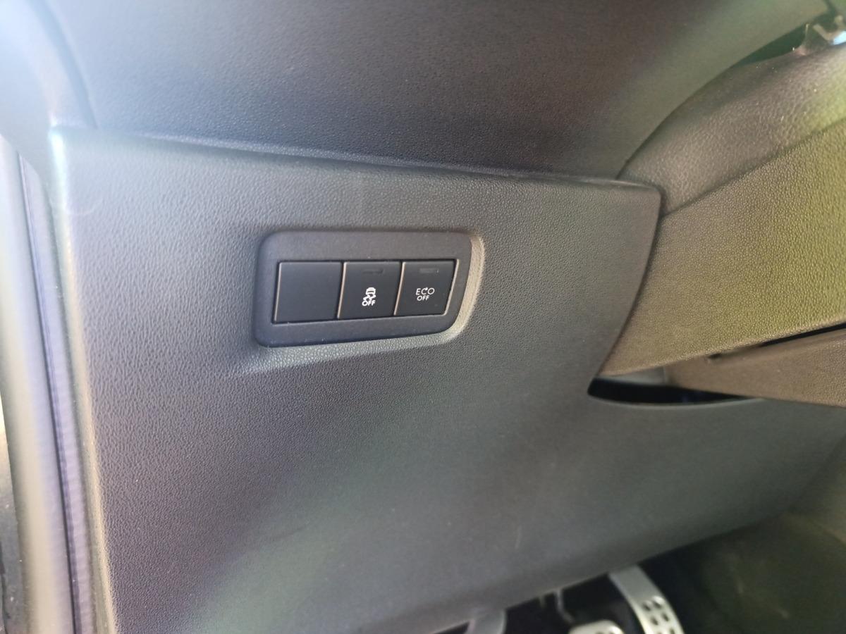 
								DS DS 3 THP 208 CV BVM6 PERFORMANCE complet									