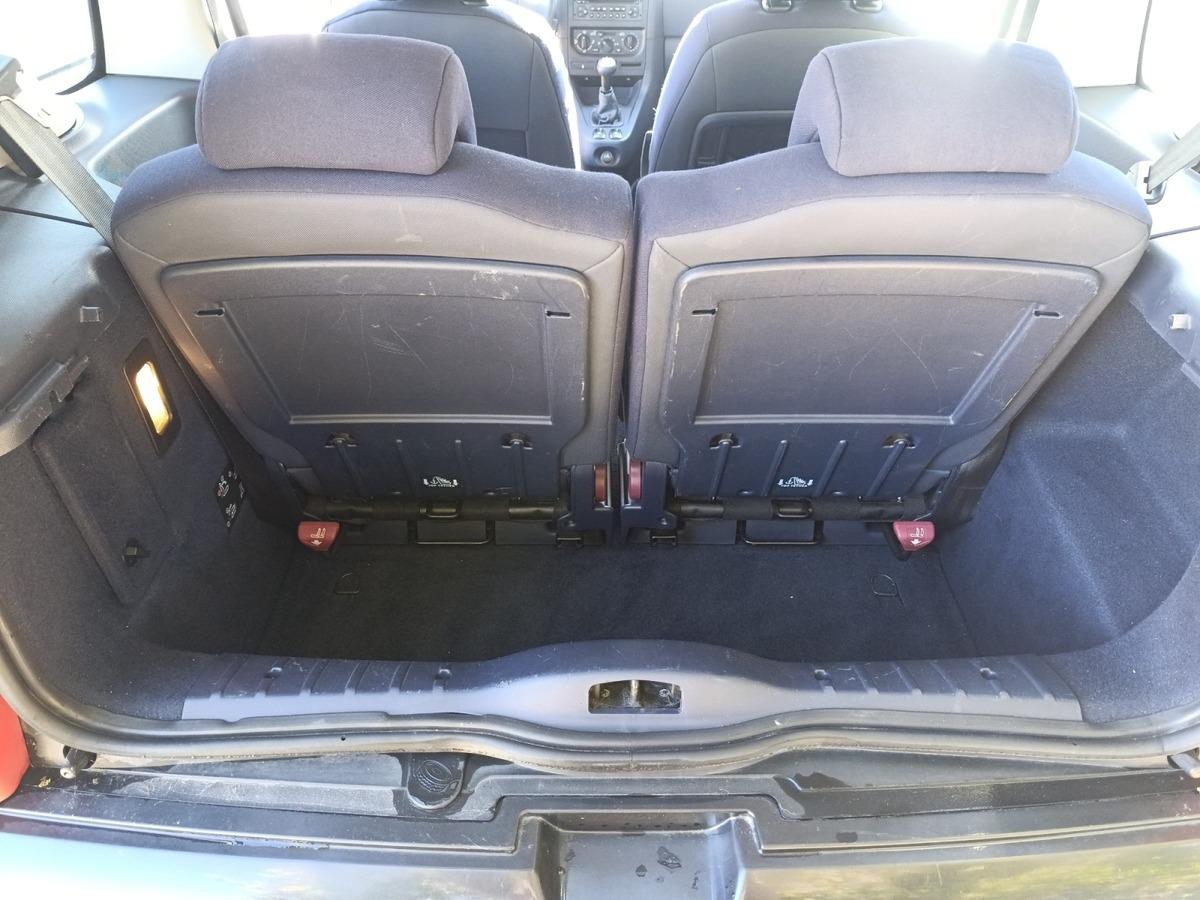 
								Peugeot 1007 1.4 90 CV DOLCE BVM5 ESSENCE complet									