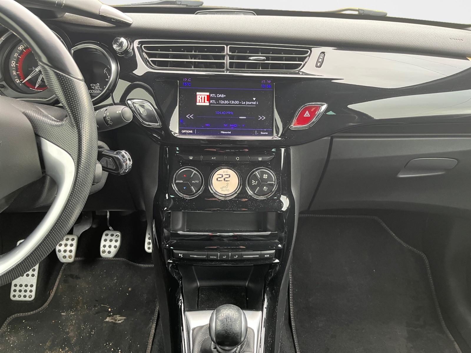 
								CITROEN DS3 1.6 THP 208 CV BVM6 PERFORMANCE complet									