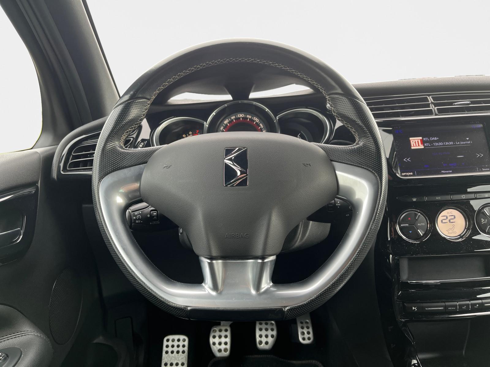 
								CITROEN DS3 1.6 THP 208 CV BVM6 PERFORMANCE complet									