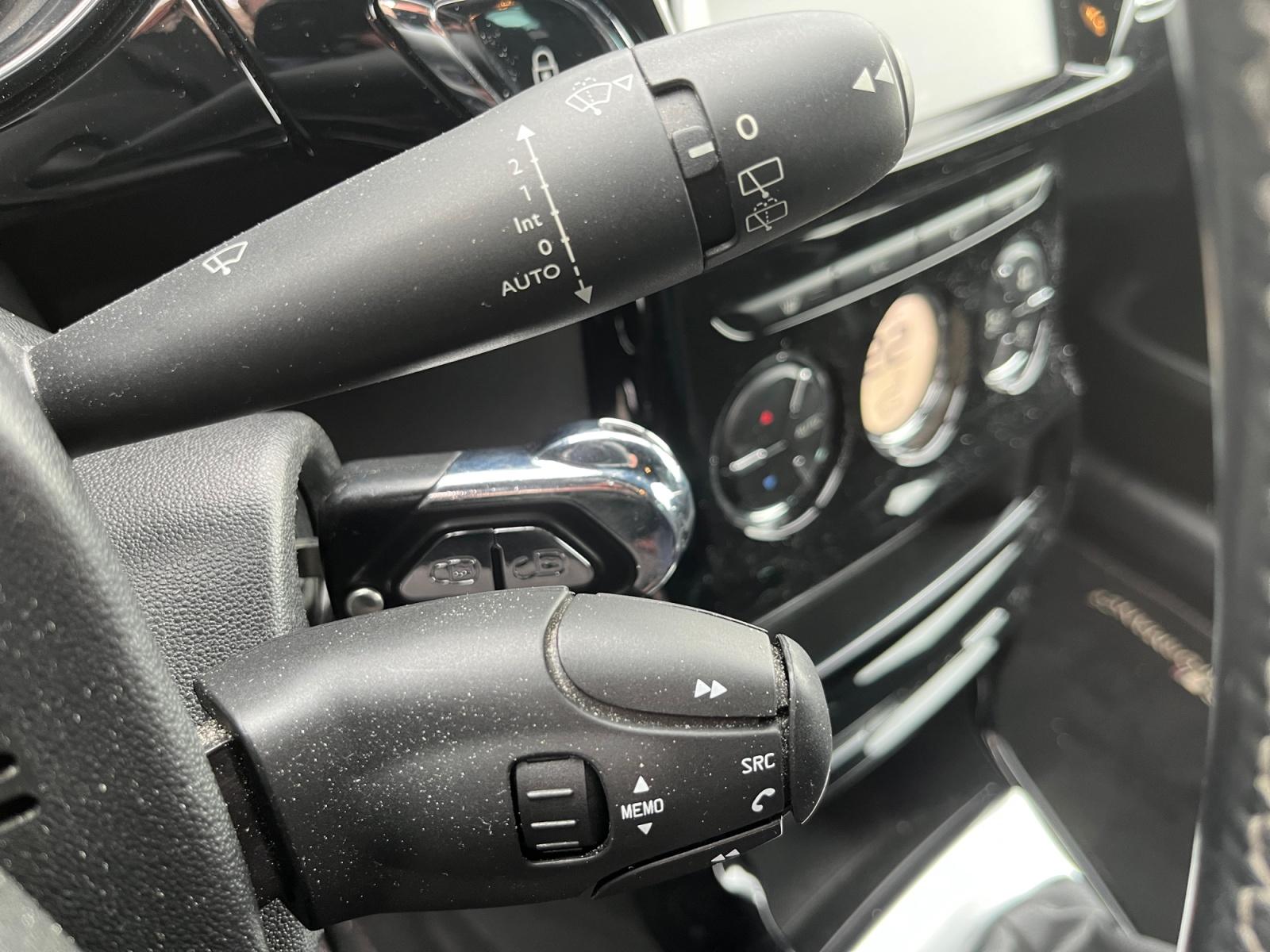 
								CITROEN DS3 1.6 THP 208 CV BVM6 PERFORMANCE complet									