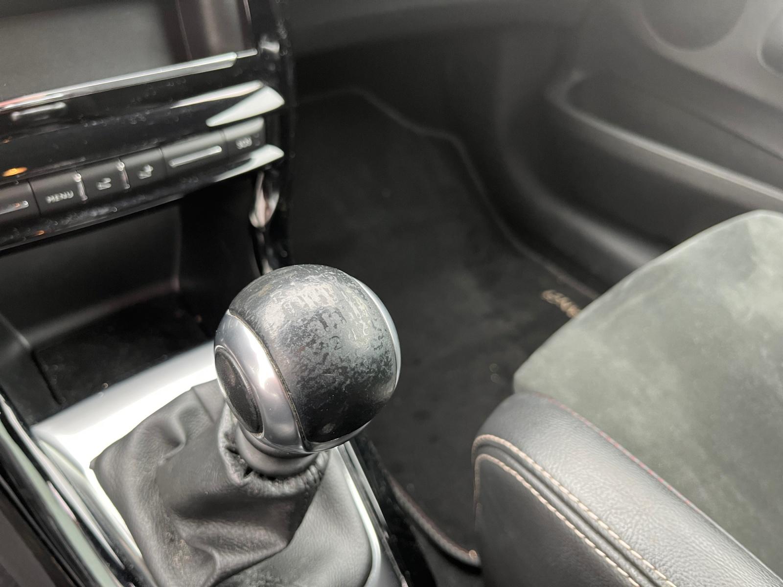 
								CITROEN DS3 1.6 THP 208 CV BVM6 PERFORMANCE complet									