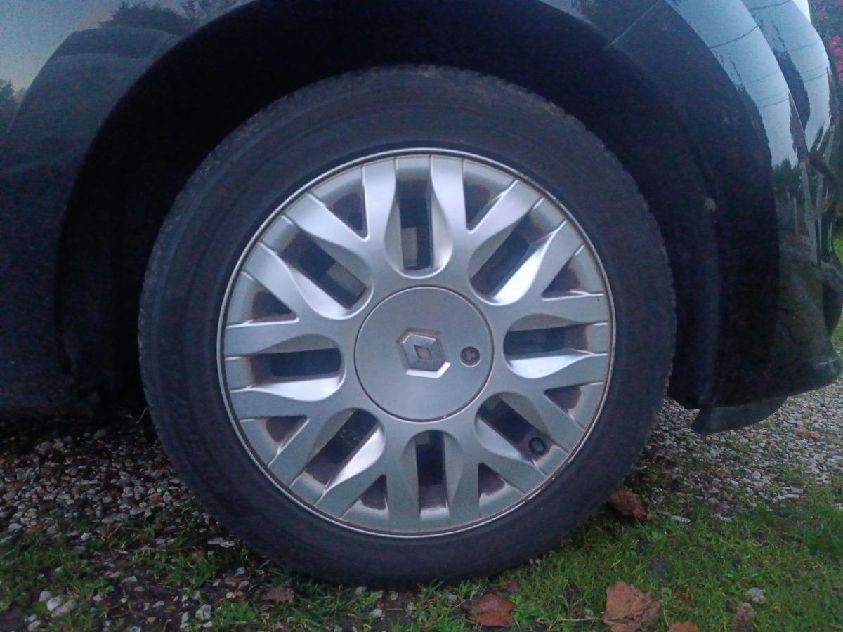 
								RENAULT Twingo 2 1.2 TCE 102 CV 16V INITIALE complet									