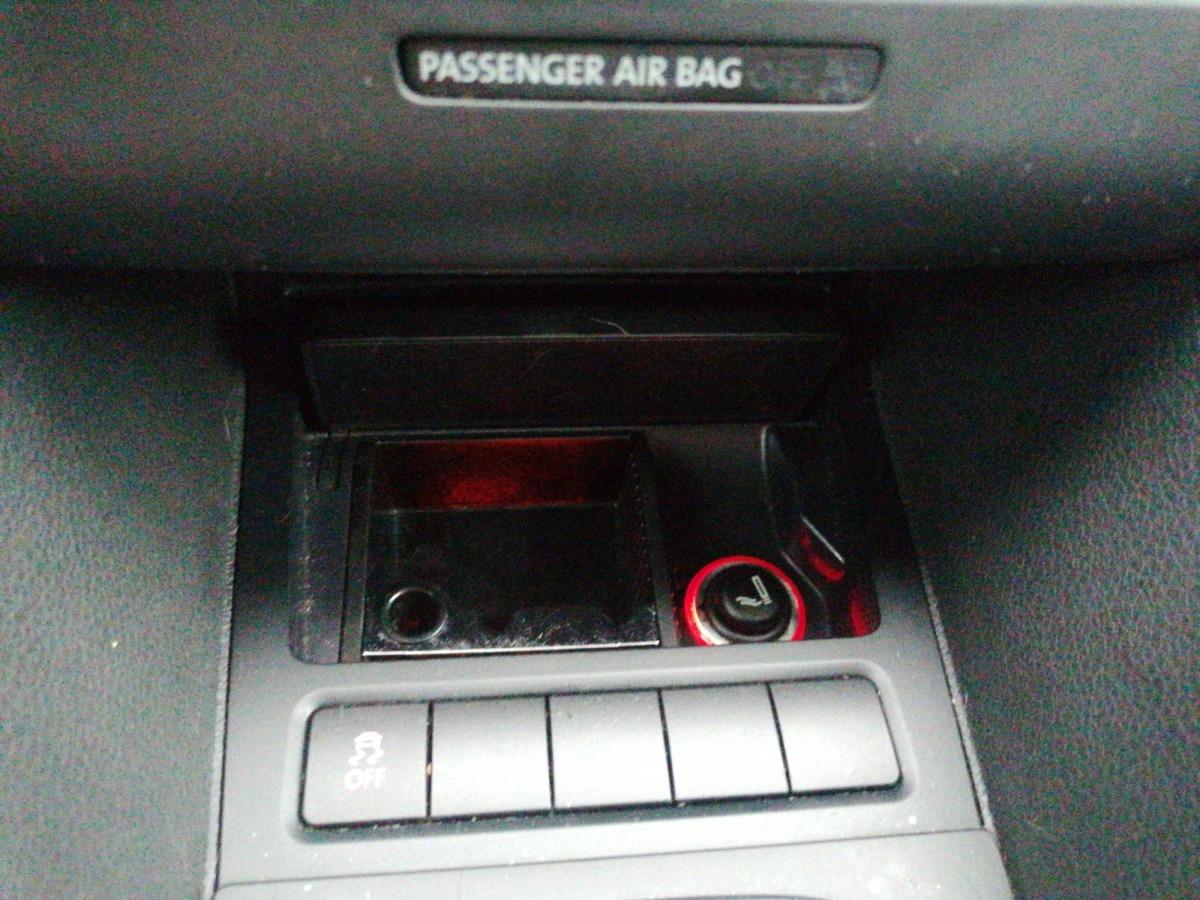 
								Volkswagen Golf VI 1.4 80CV TRENDLINE complet									