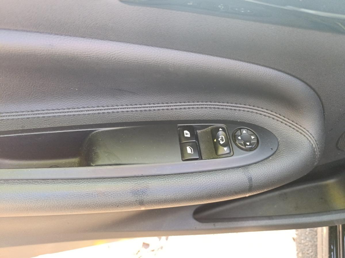 
								DS DS 3 THP 208 CV BVM6 PERFORMANCE complet									