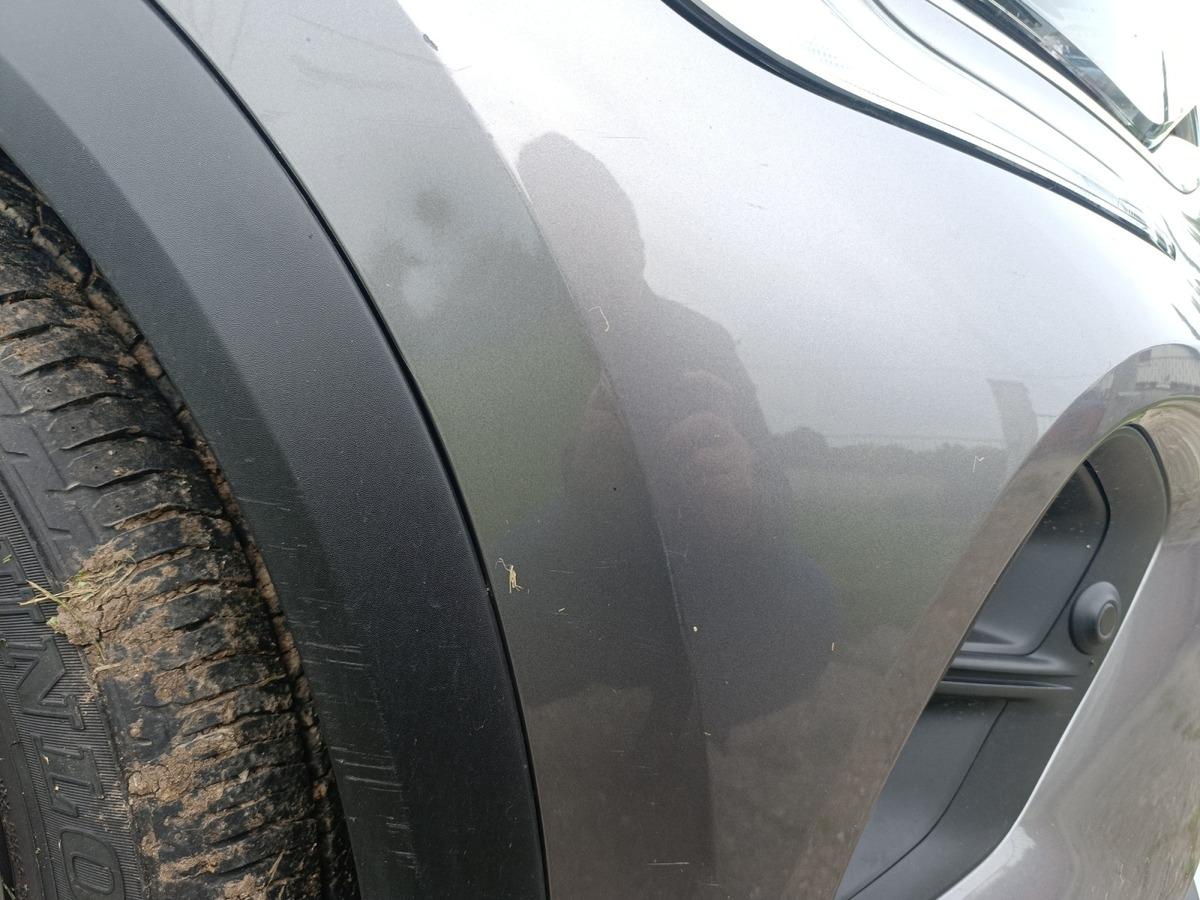 
								RENAULT Captur 1.0 TCE 100 CV GPL BUSINESS complet									