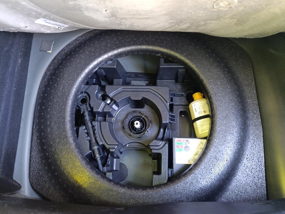 
								DS DS 3 THP 208 CV BVM6 PERFORMANCE complet									