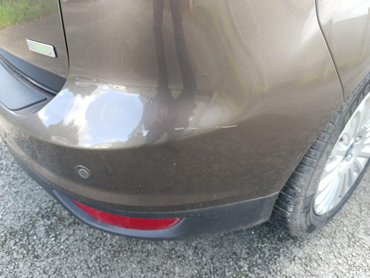 
								Ford C MAX 1.0 EcoBoost 125 S&S Titanium complet									