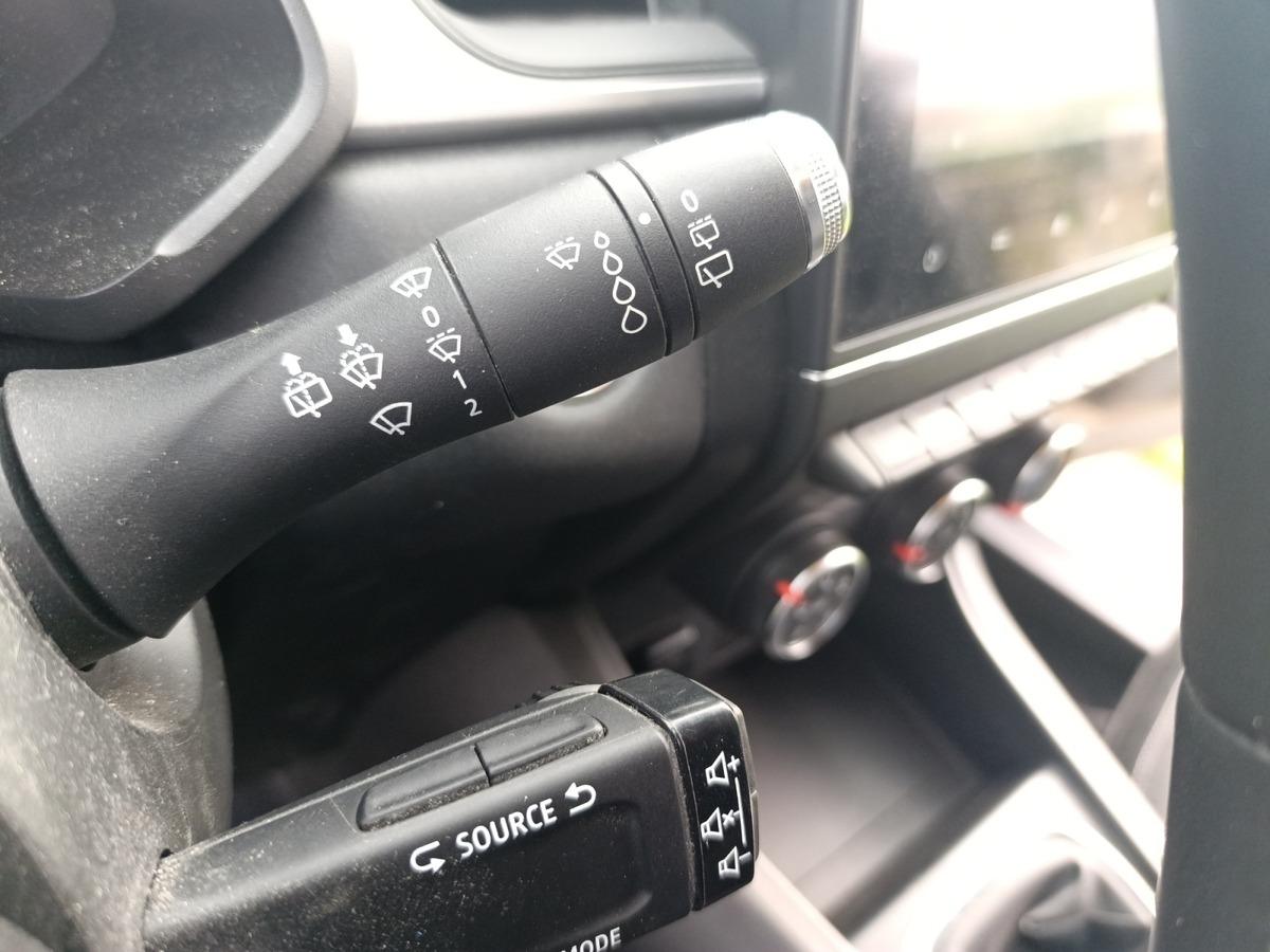 
								RENAULT Captur 1.0 TCE 100 CV GPL BUSINESS complet									