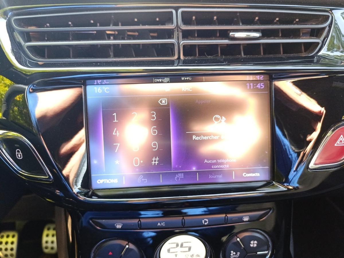 
								DS DS 3 THP 208 CV BVM6 PERFORMANCE complet									