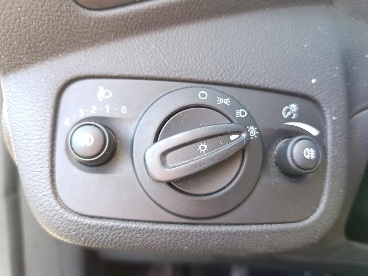 
								Ford C MAX 1.0 EcoBoost 125 S&S Titanium complet									