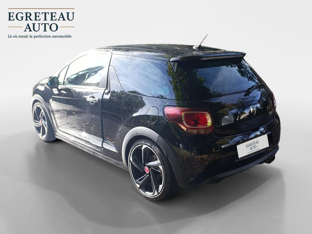 
								DS DS 3 THP 208 CV BVM6 PERFORMANCE complet									