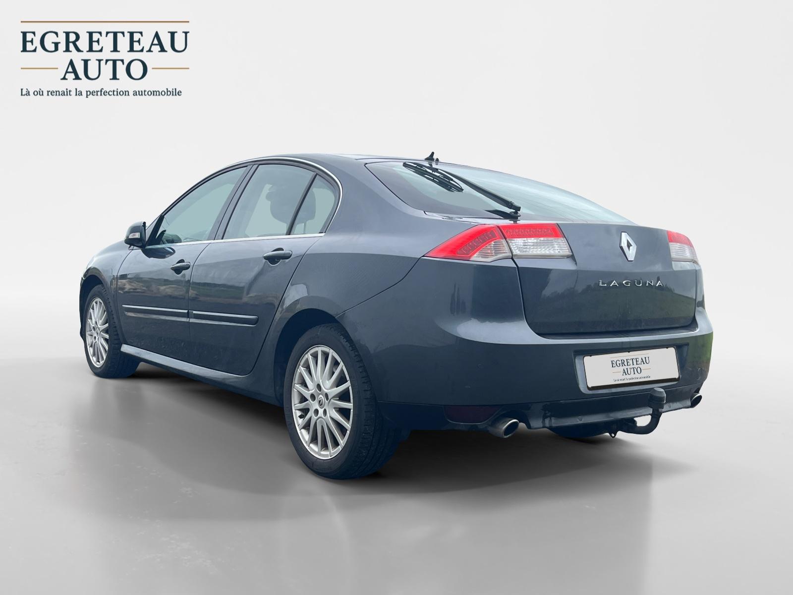 
								RENAULT LAGUNA III 2.0 dCi 130 Privilège complet									