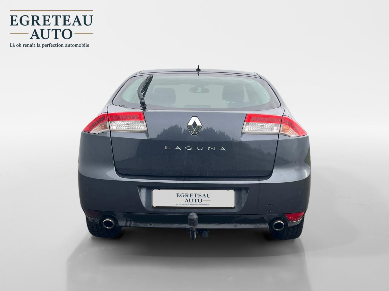 
								RENAULT LAGUNA III 2.0 dCi 130 Privilège complet									