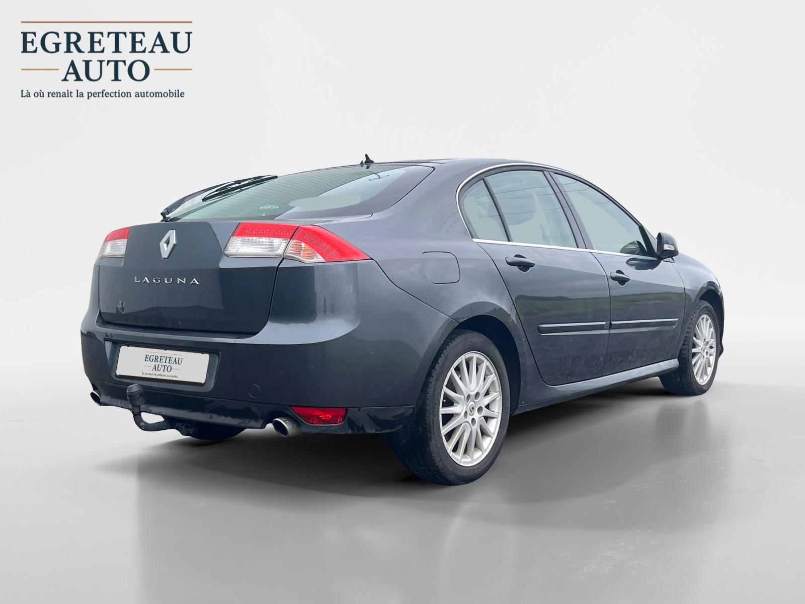 
								RENAULT LAGUNA III 2.0 dCi 130 Privilège complet									