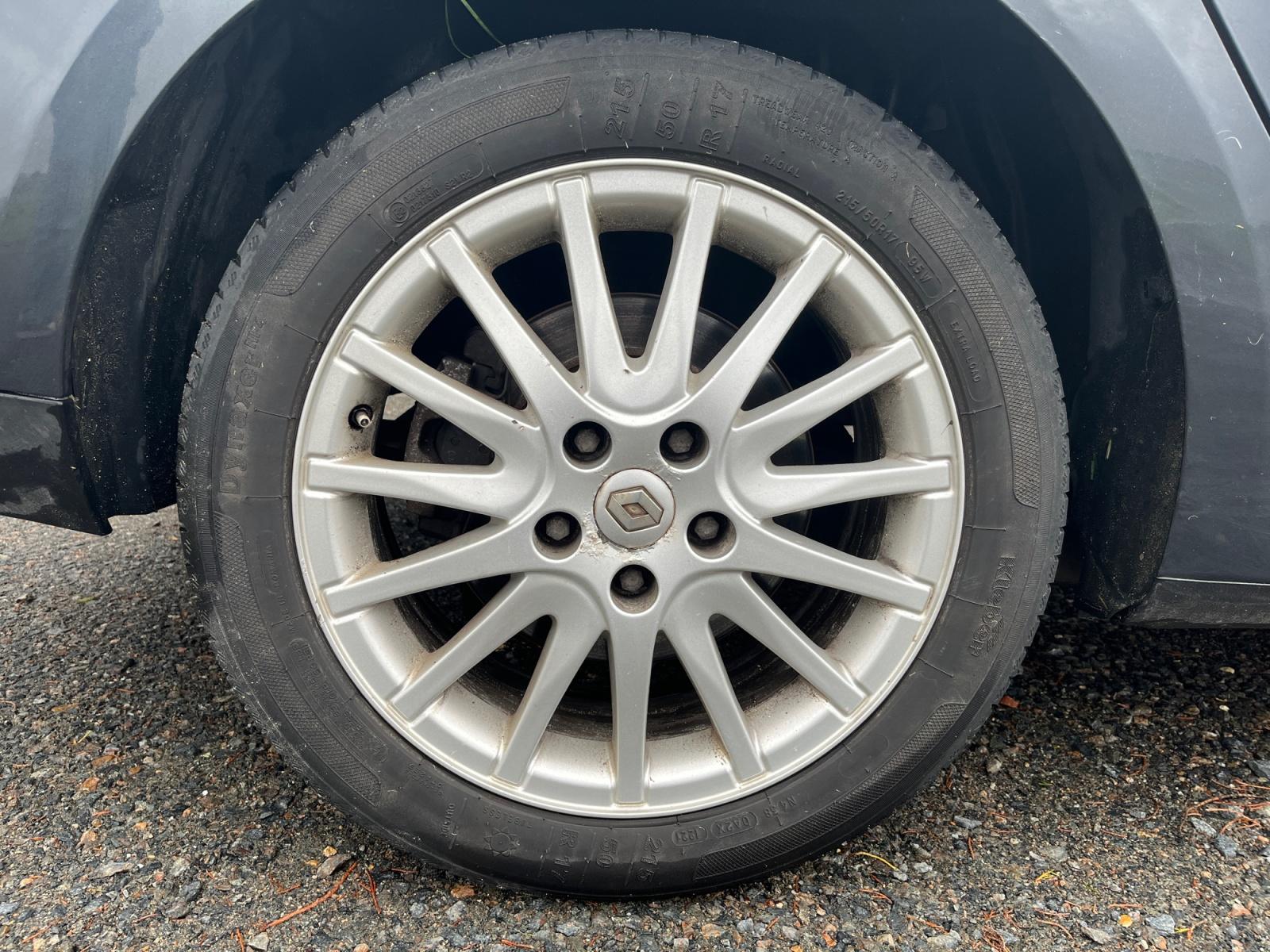 
								RENAULT LAGUNA III 2.0 dCi 130 Privilège complet									