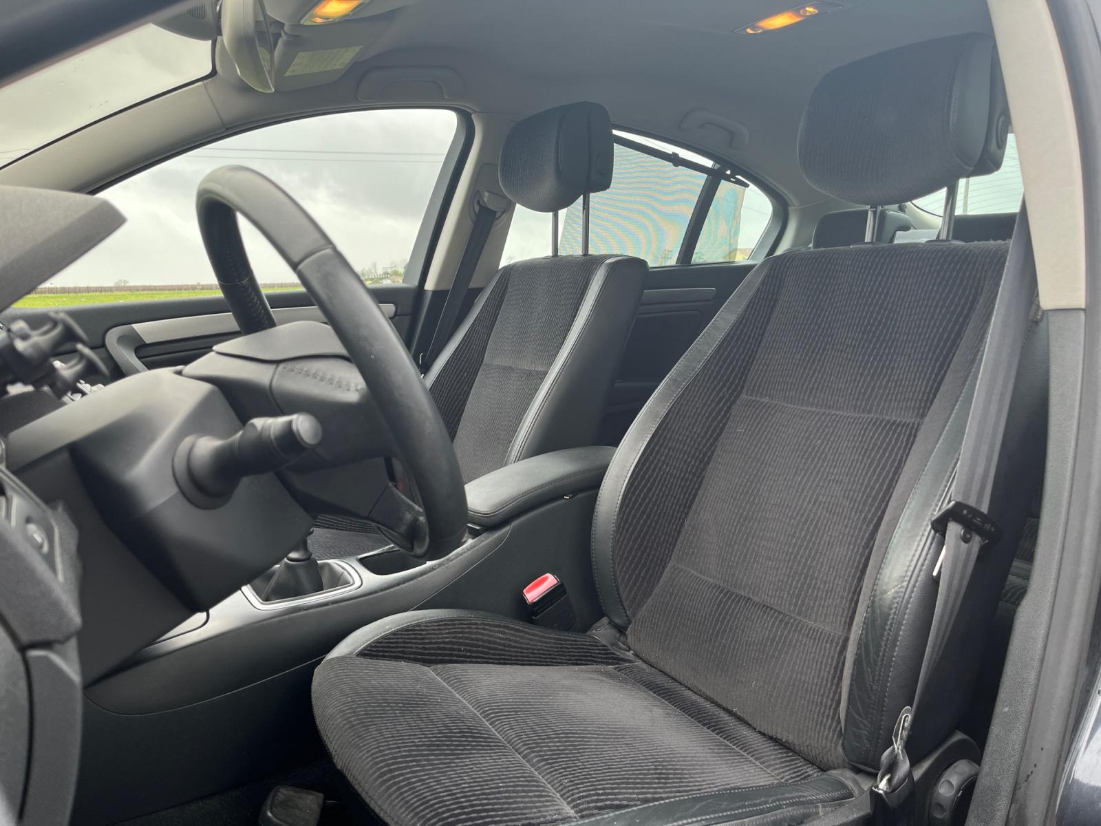 
								RENAULT LAGUNA III 2.0 dCi 130 Privilège complet									