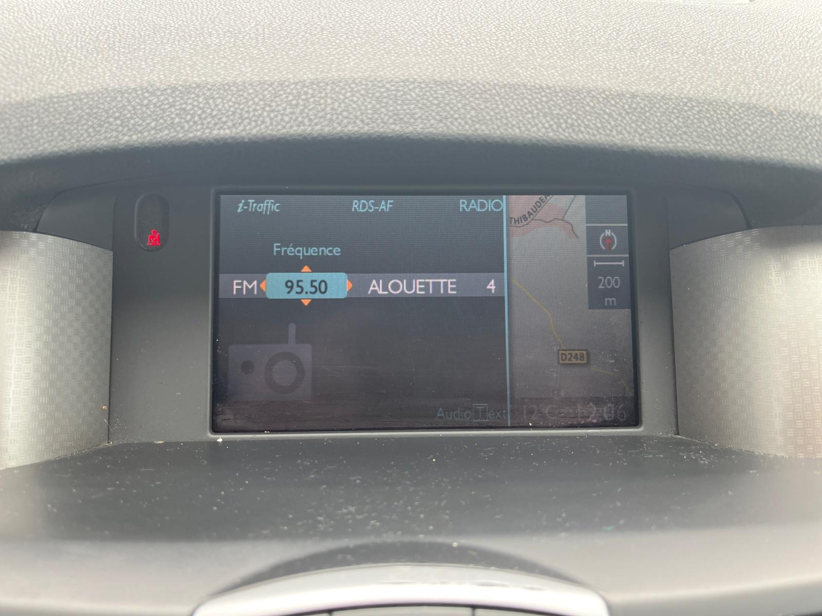 
								RENAULT LAGUNA III 2.0 dCi 130 Privilège complet									