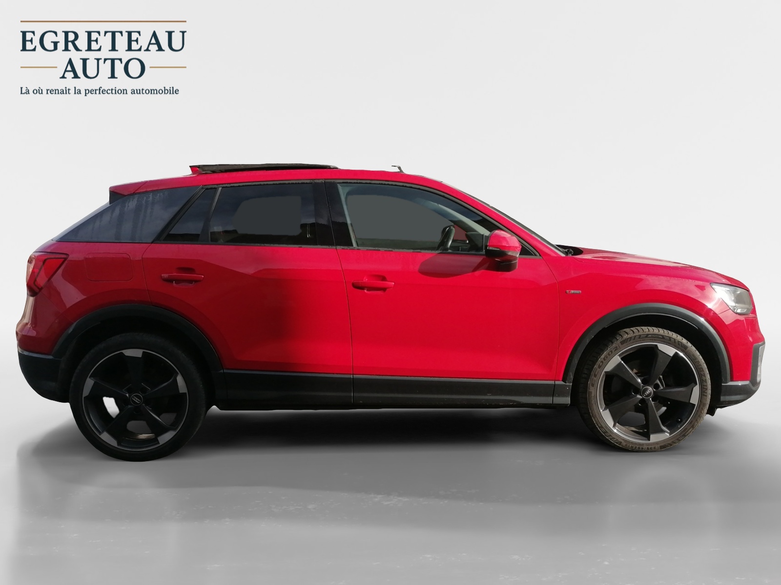 
								AUDI Q2 1.4 TFSI COD 150CH S tronic 7 S Line complet									