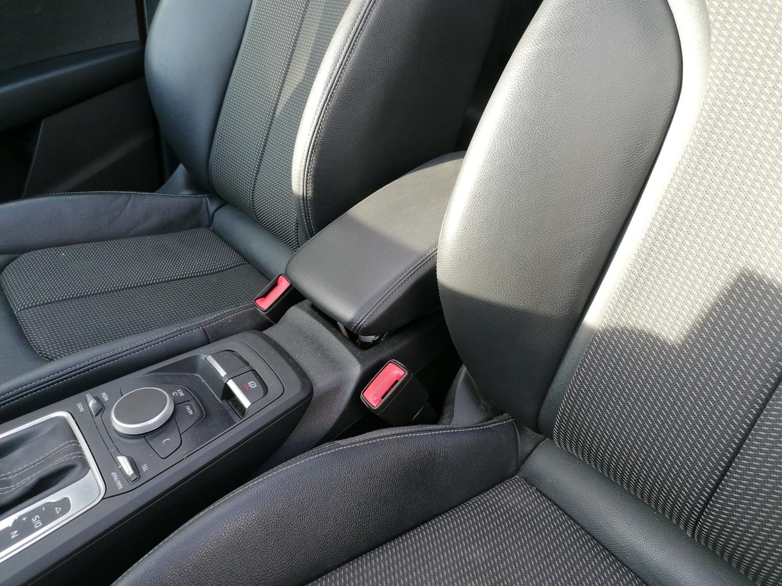 
								AUDI Q2 1.4 TFSI COD 150CH S tronic 7 S Line complet									