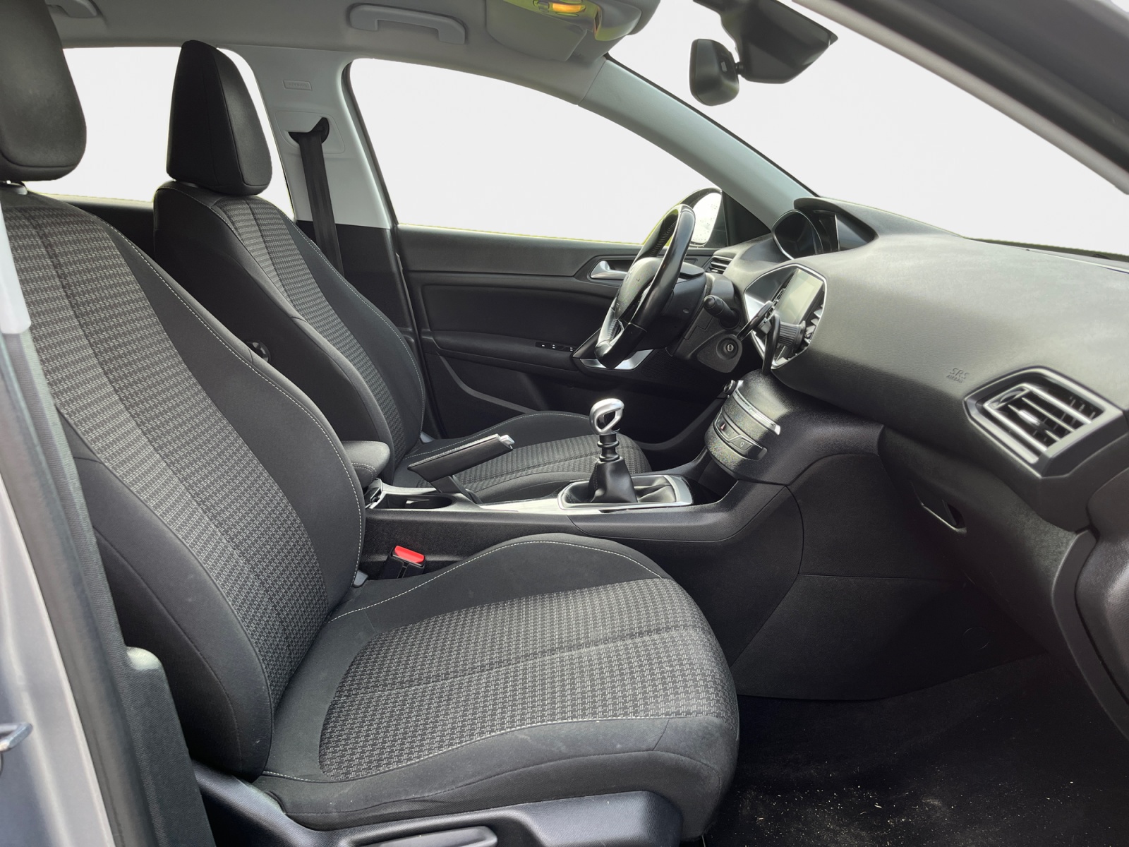 
								Peugeot 308 1.5 blue hdi 130 cv style bvm6 complet									