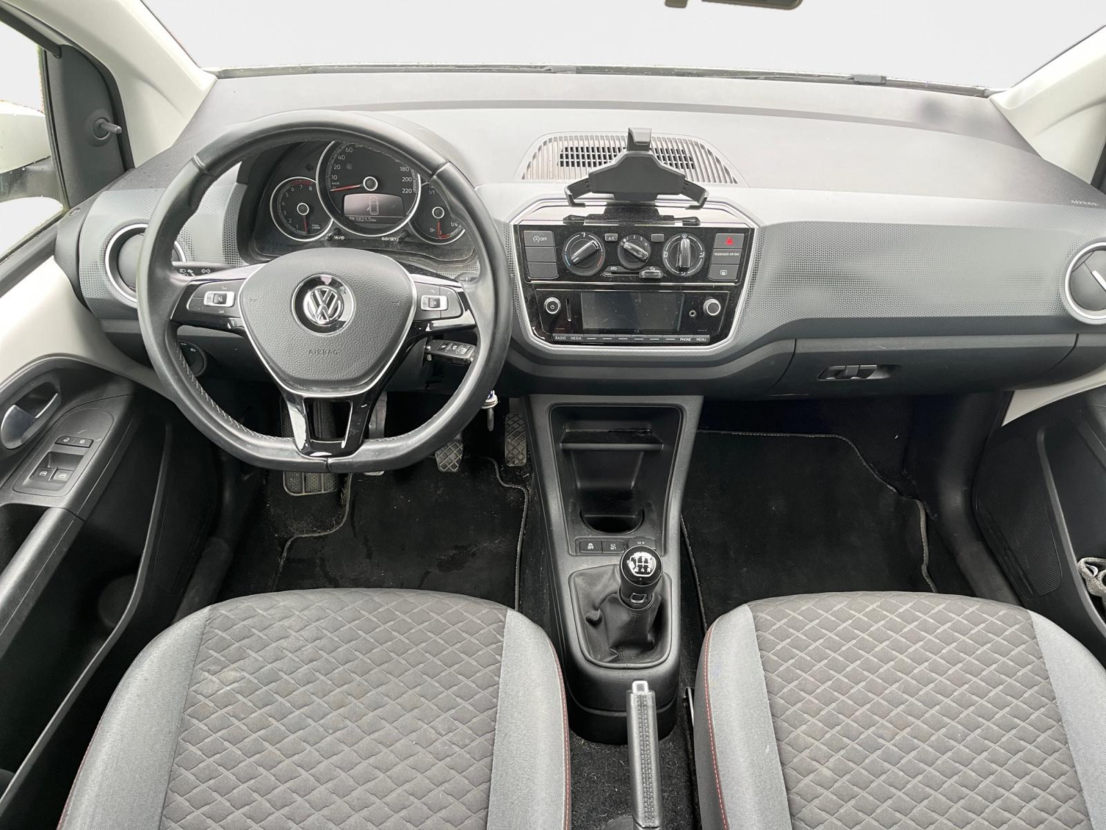 
								VOLKSWAGEN UP 1.0 60 BlueMotion Technology BVM5 Up! Connect complet									