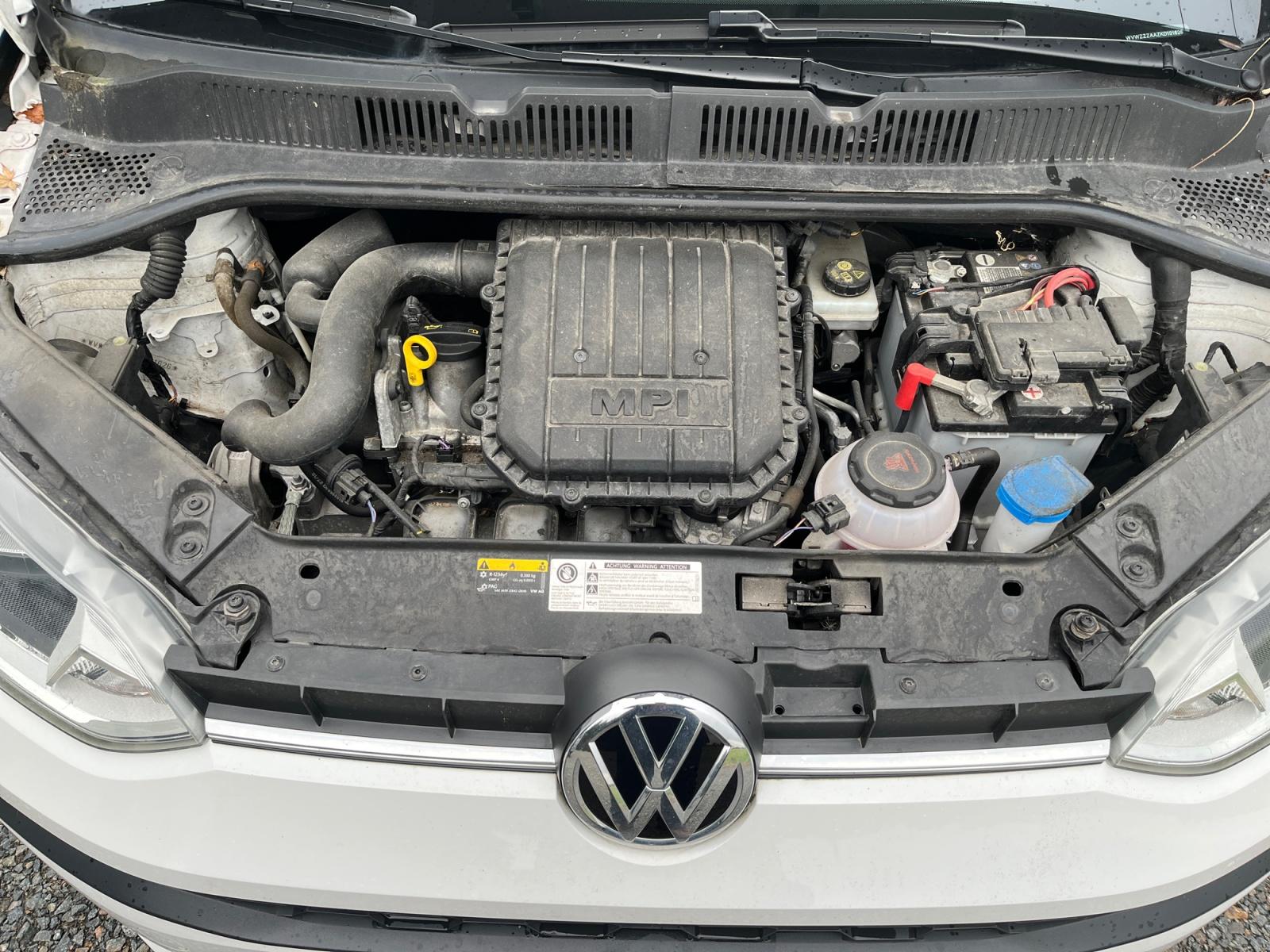 
								VOLKSWAGEN UP 1.0 60 BlueMotion Technology BVM5 Up! Connect complet									