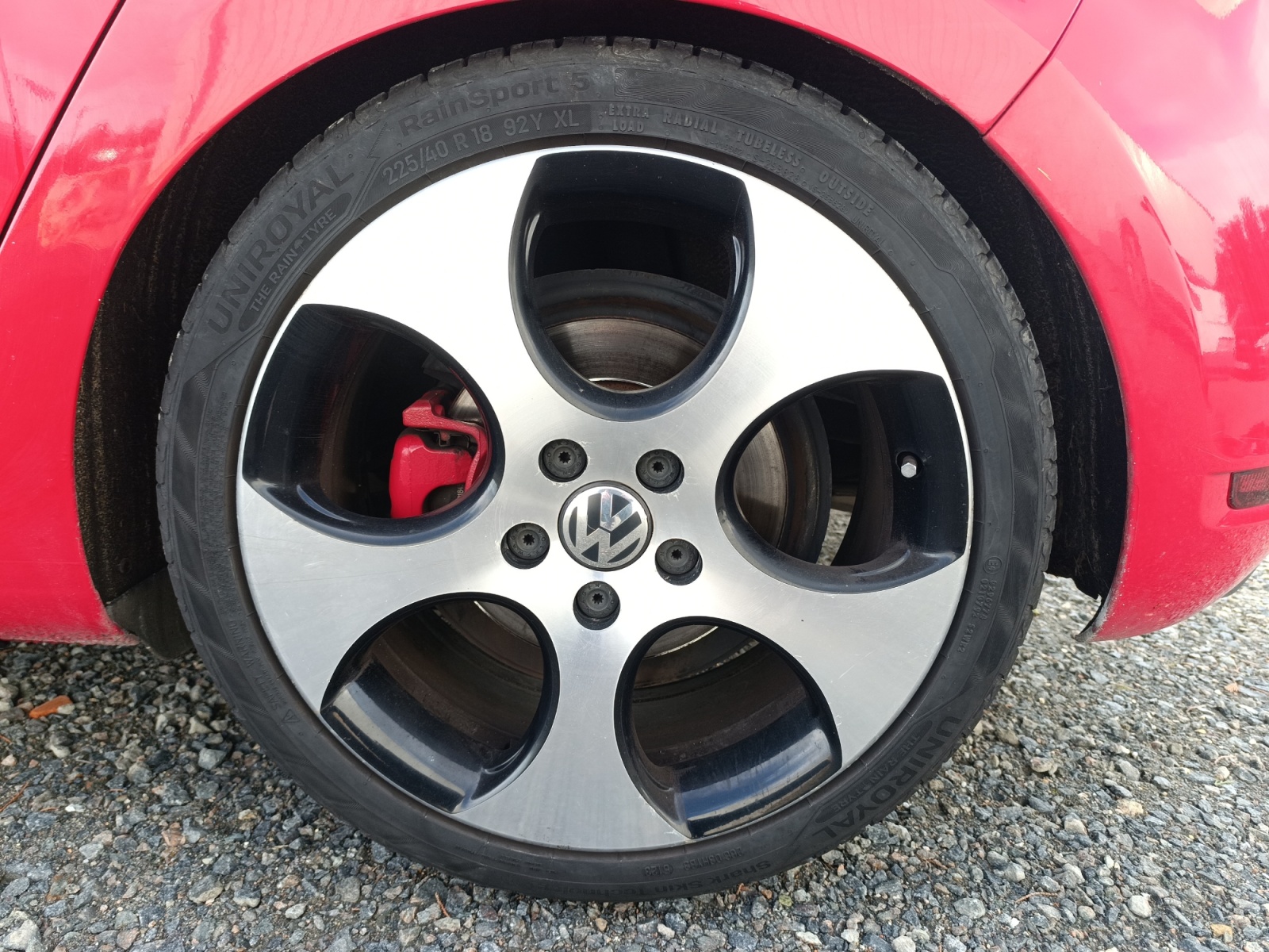 
								VOLKSWAGEN GOLF VI 2.0 TSI 210 CV GTI BVM6 complet									