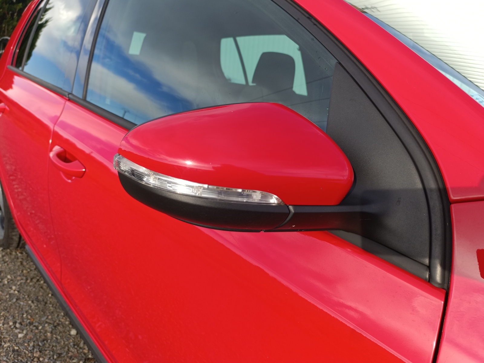 
								VOLKSWAGEN GOLF VI 2.0 TSI 210 CV GTI BVM6 complet									