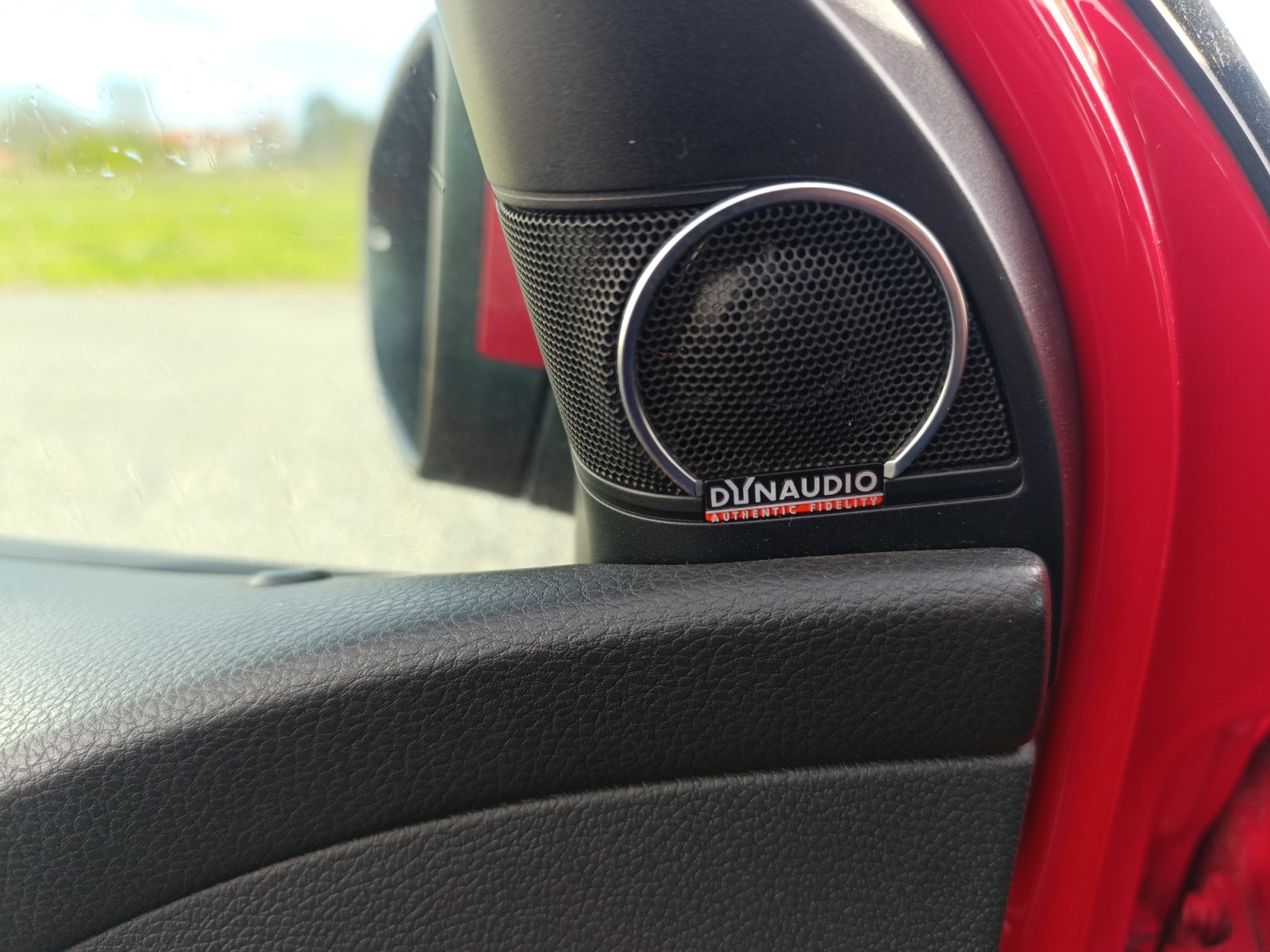 
								VOLKSWAGEN GOLF VI 2.0 TSI 210 CV GTI BVM6 complet									