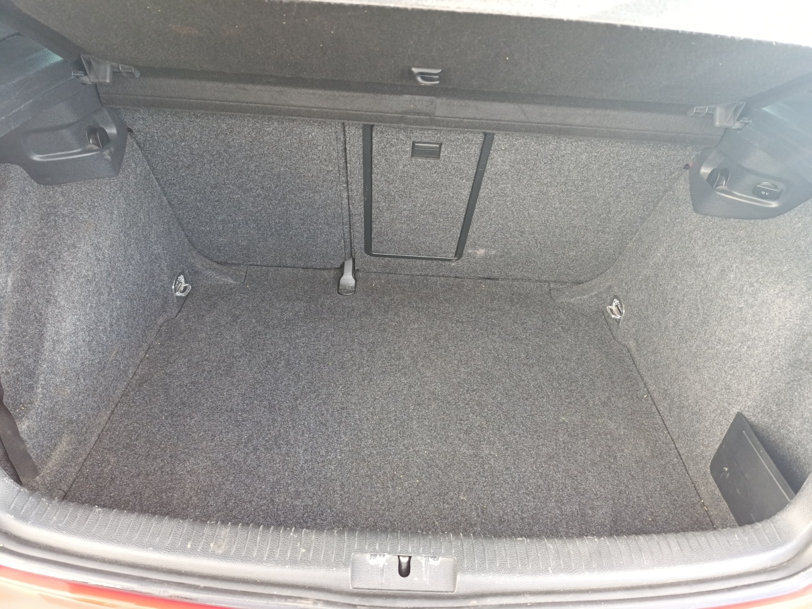 
								VOLKSWAGEN GOLF VI 2.0 TSI 210 CV GTI BVM6 complet									