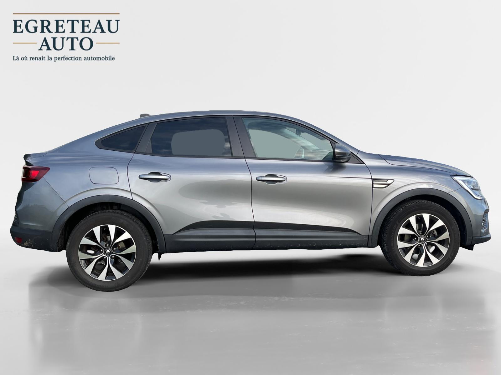 
								RENAULT ARKANA TCe 140 EDC – 22 EVOLUTION complet									