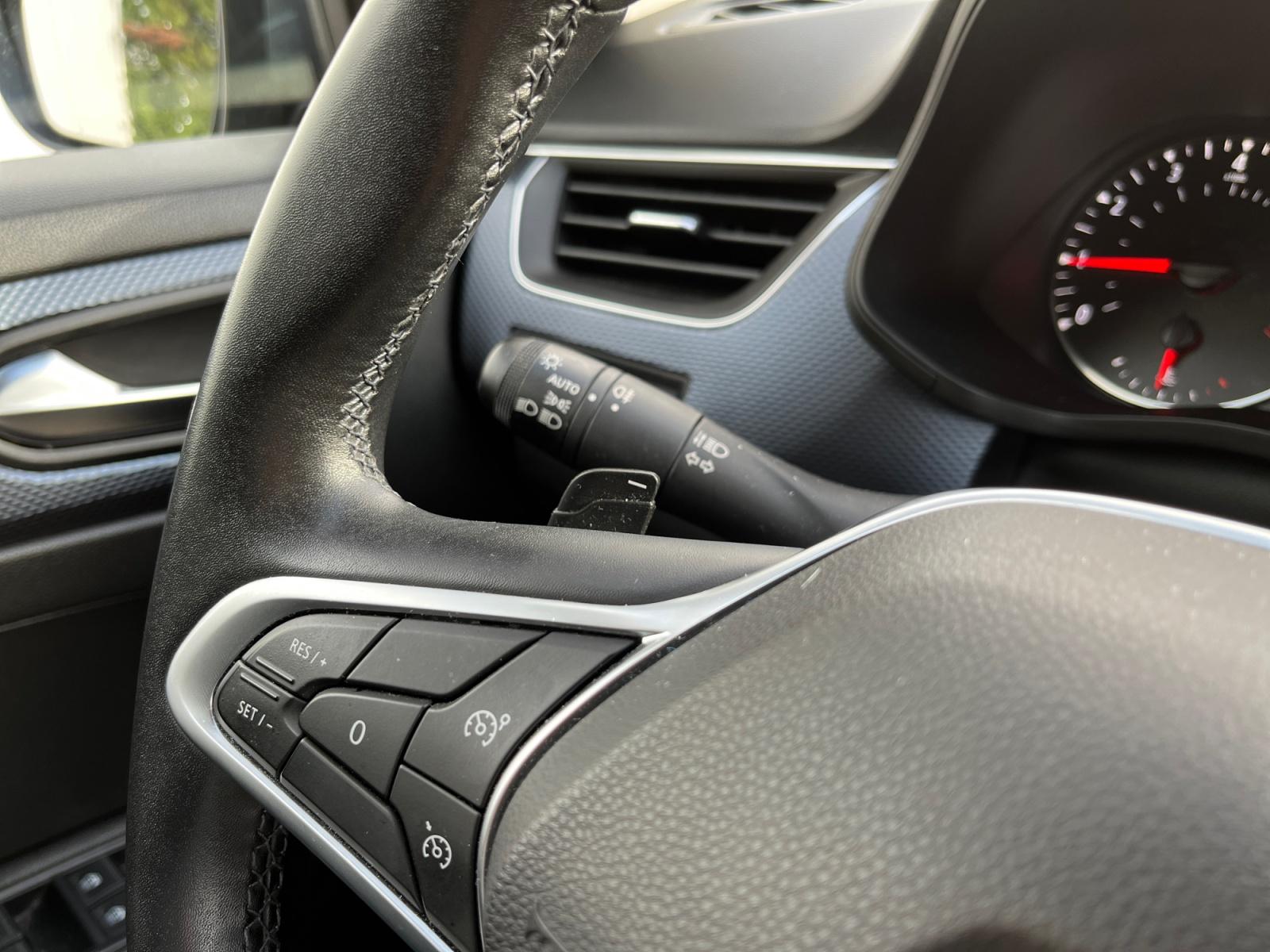 
								RENAULT ARKANA TCe 140 EDC – 22 EVOLUTION complet									