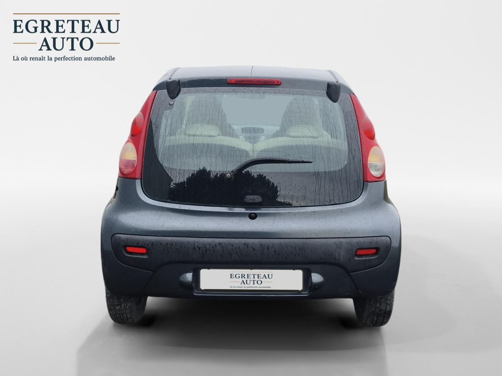 
								PEUGEOT 107 1.0 ESSENCE – BVM5 complet									