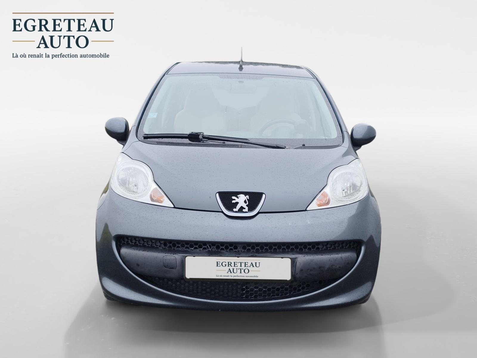 
								PEUGEOT 107 1.0 ESSENCE – BVM5 complet									