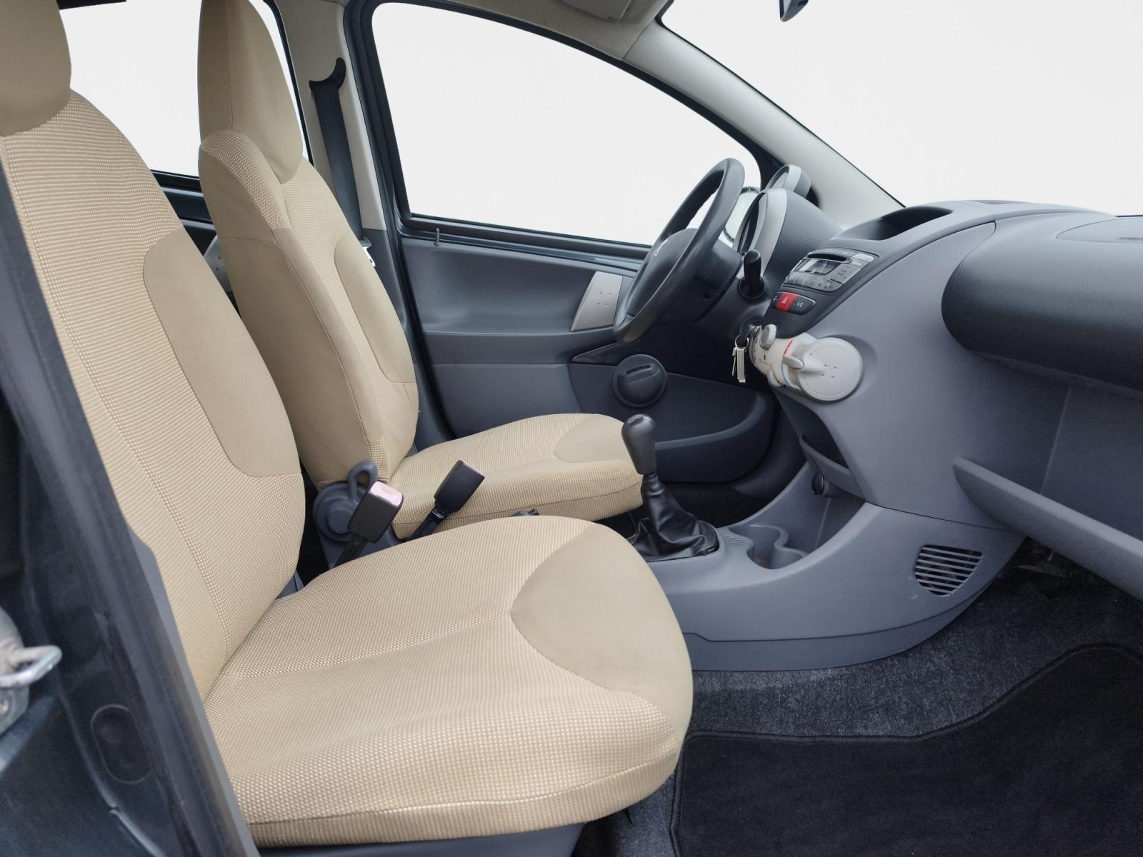 
								PEUGEOT 107 1.0 ESSENCE – BVM5 complet									