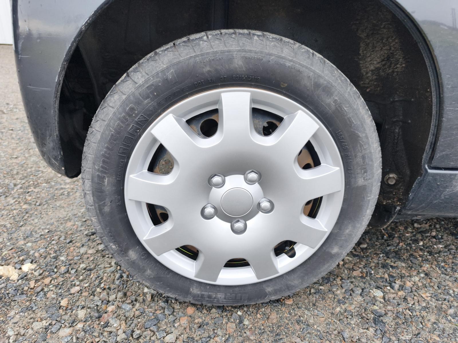 
								PEUGEOT 107 1.0 ESSENCE – BVM5 complet									