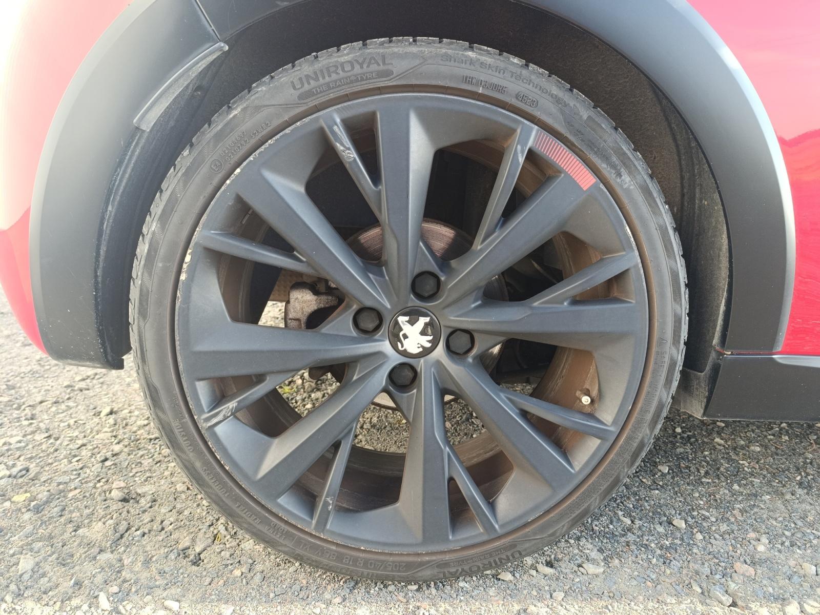 
								PEUGEOT 208 1.6 THP ch SS BVM6 GTi By Peugeot Sport, complet									