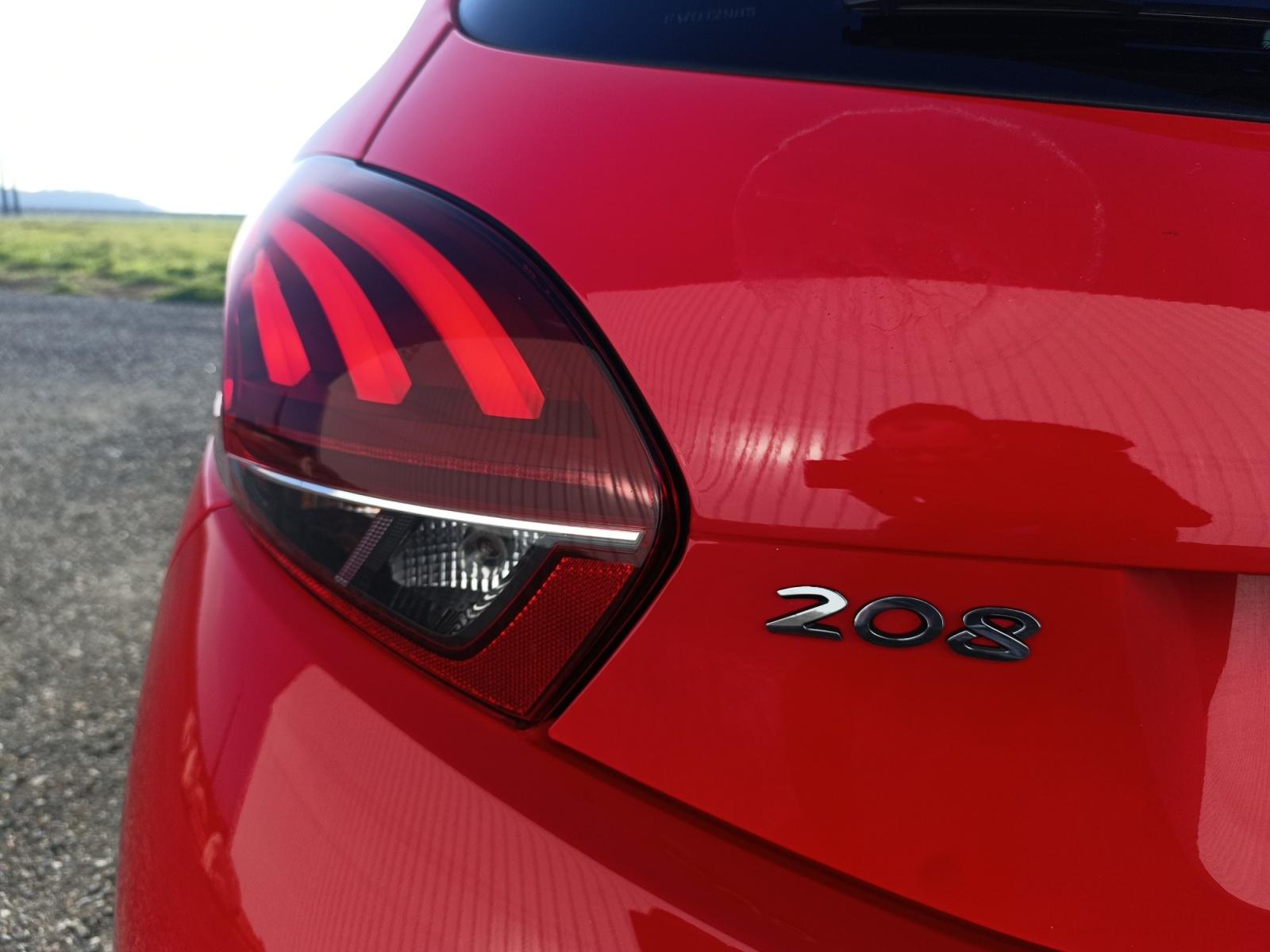 
								PEUGEOT 208 1.6 THP ch SS BVM6 GTi By Peugeot Sport, complet									