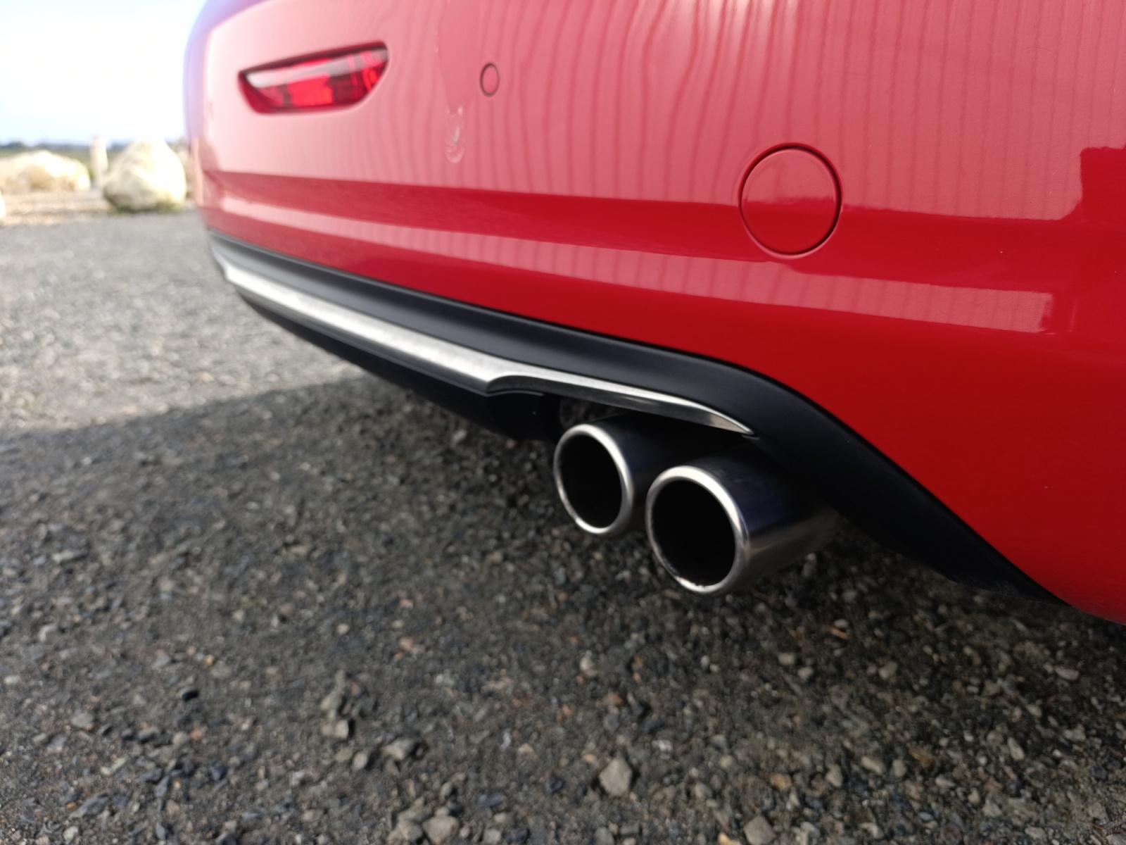 
								PEUGEOT 208 1.6 THP ch SS BVM6 GTi By Peugeot Sport, complet									