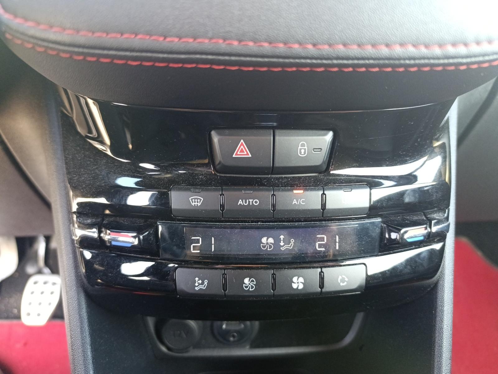 
								PEUGEOT 208 1.6 THP ch SS BVM6 GTi By Peugeot Sport, complet									