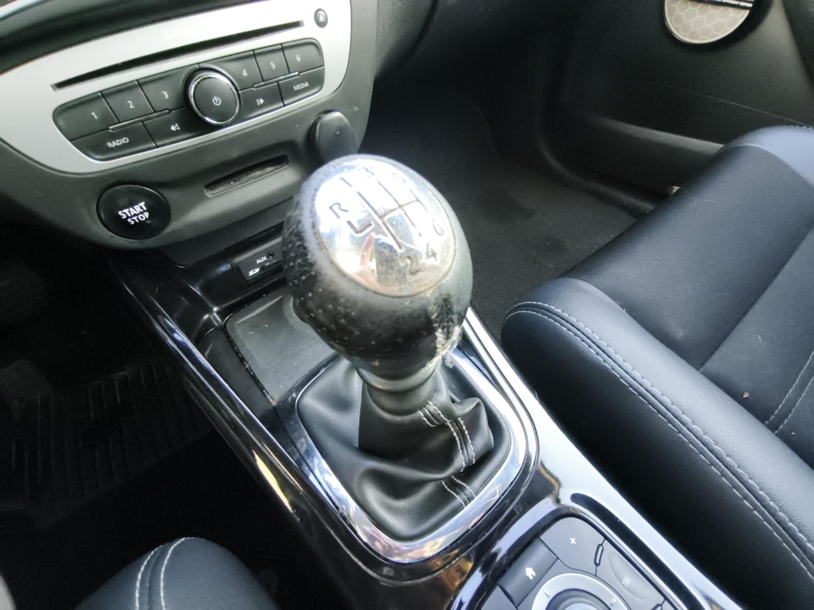 
								RENAULT MEGANE III ESTATE 1.5 dCi 110 Energy eco2 Bose Edition complet									