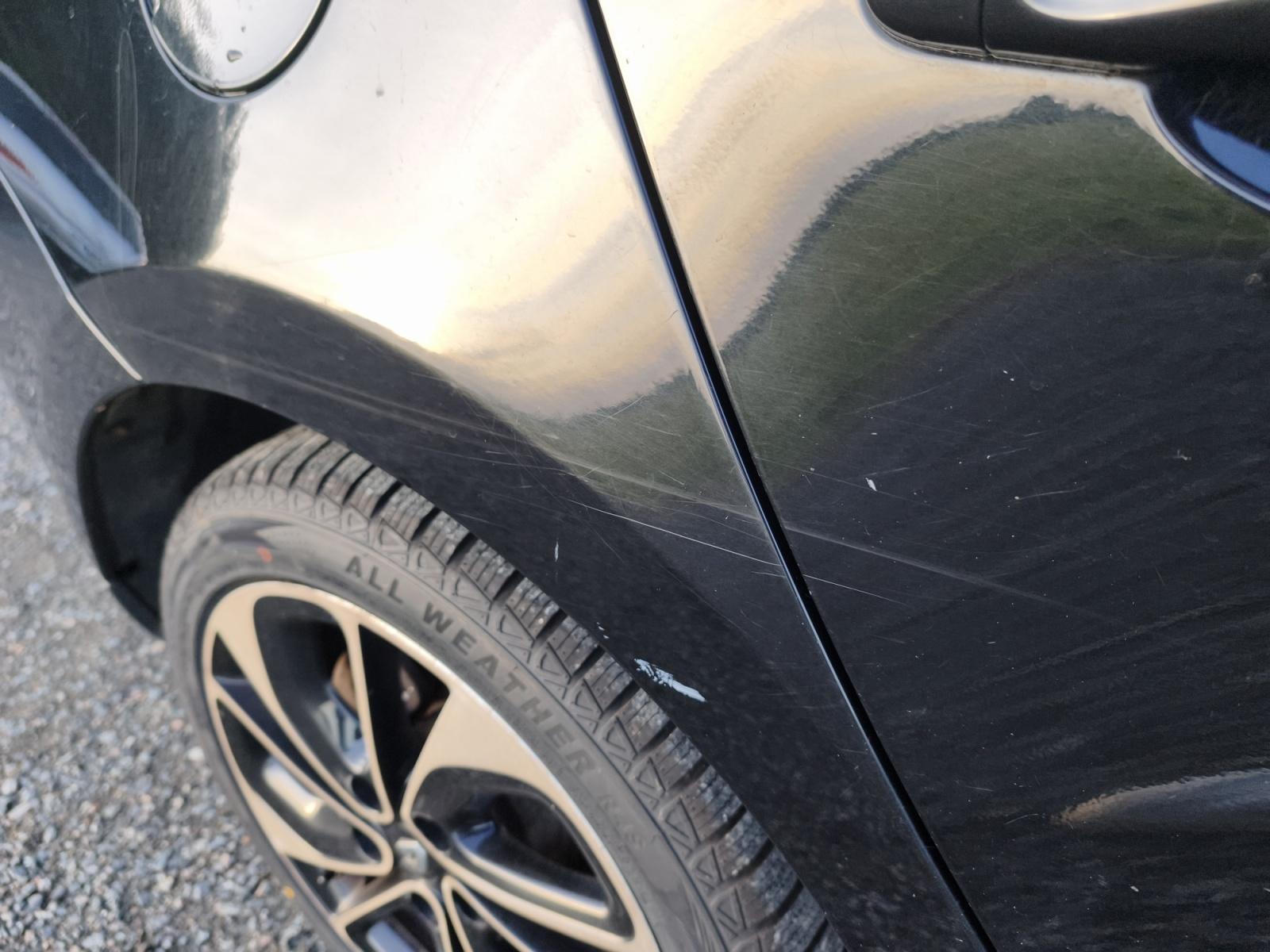 
								RENAULT MEGANE III ESTATE 1.5 dCi 110 Energy eco2 Bose Edition complet									